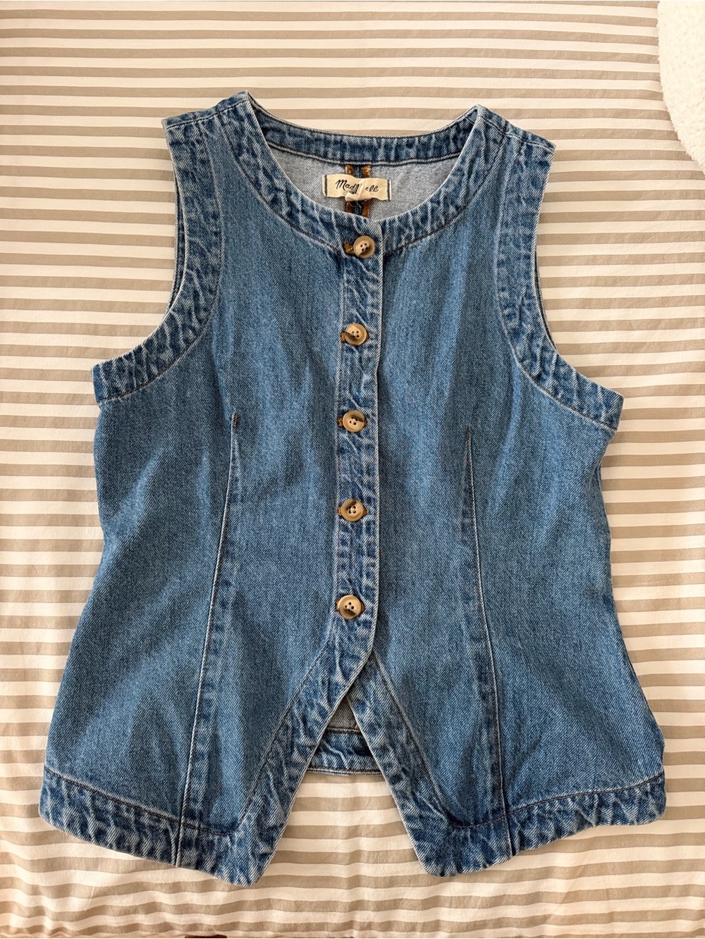 Madewell Medium Blue Denim Button-Front Sleeveless Top